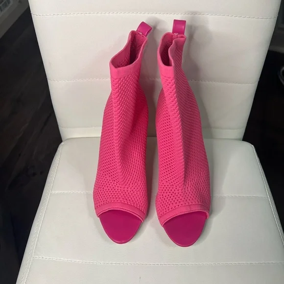 Pink Open Toe Heels 💕 - Picture 4 of 4